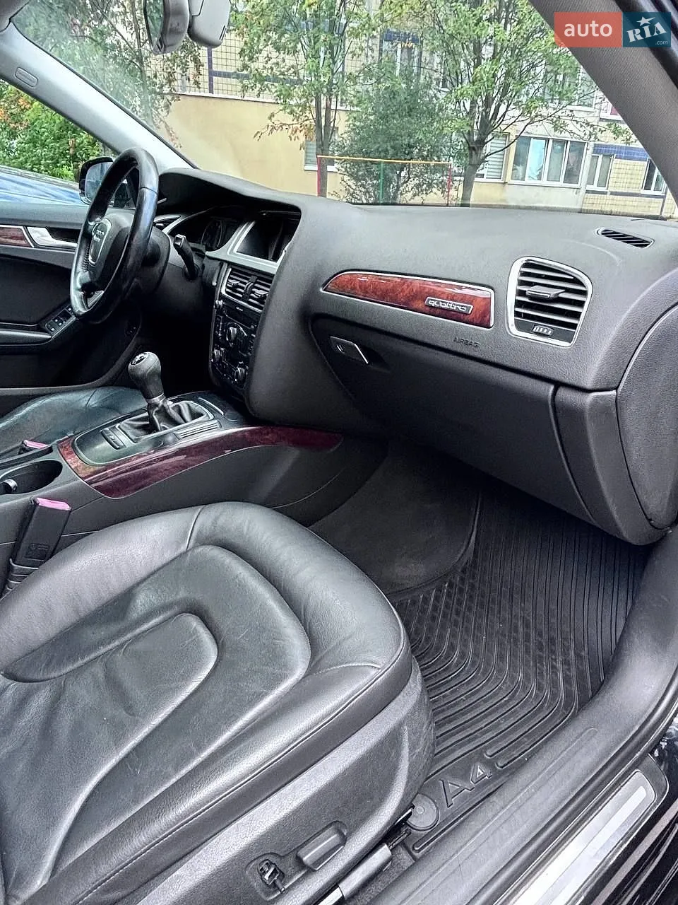 2010 Audi A4 - мініатюра 7