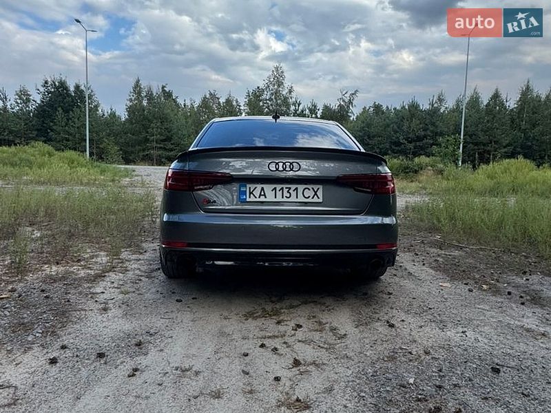Седан Audi A4 2018 в Києві