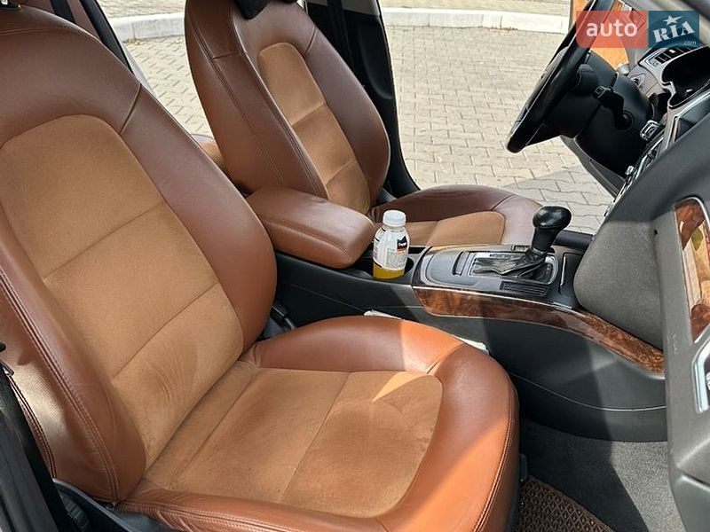 Седан Audi A4 2012 в Измаиле