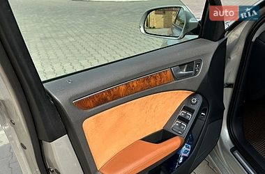 Седан Audi A4 2012 в Измаиле