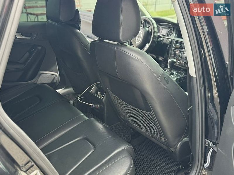 Седан Audi A4 2013 в Тернополі