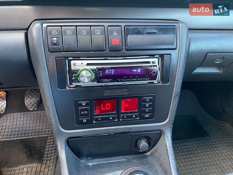 Універсал Audi A4 1998 в Рокитному