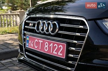 Седан Audi A4 2015 в Івано-Франківську
