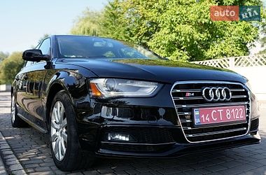 Седан Audi A4 2015 в Івано-Франківську