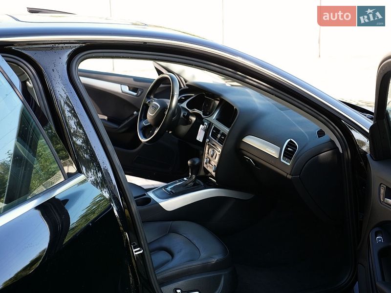Седан Audi A4 2015 в Івано-Франківську