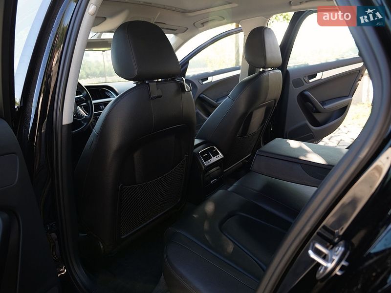 Седан Audi A4 2015 в Івано-Франківську