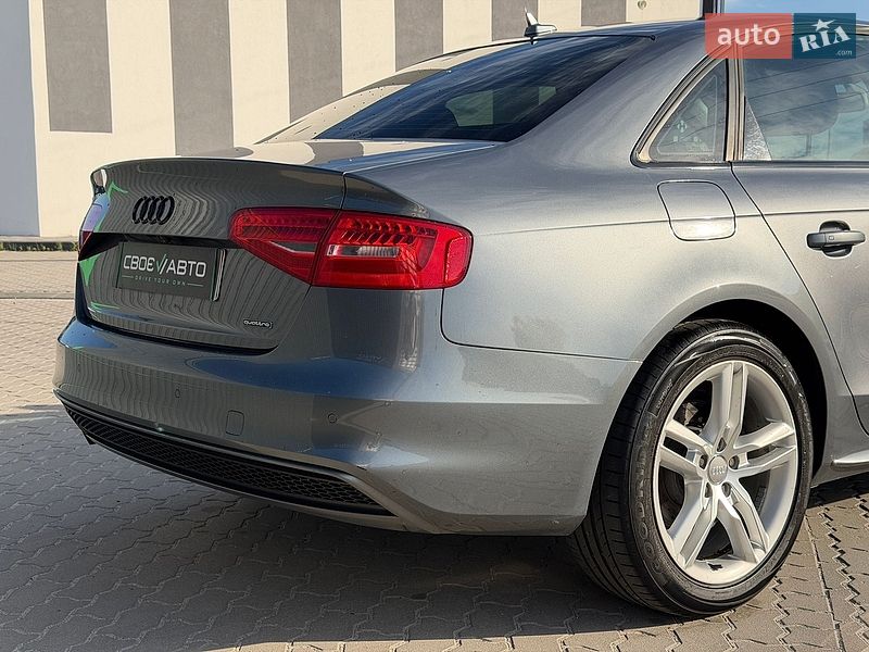 Седан Audi A4 2015 в Львове