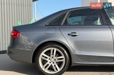 Седан Audi A4 2015 в Львове