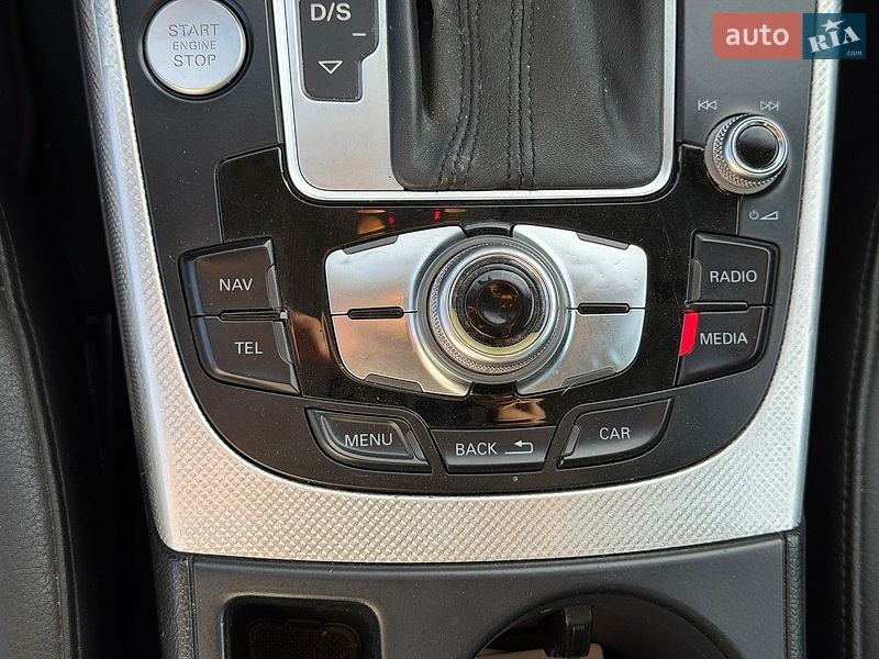 Седан Audi A4 2015 в Львове