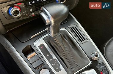 Седан Audi A4 2015 в Львове
