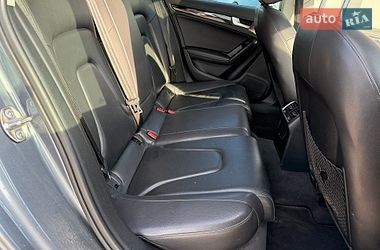 Седан Audi A4 2015 в Львове