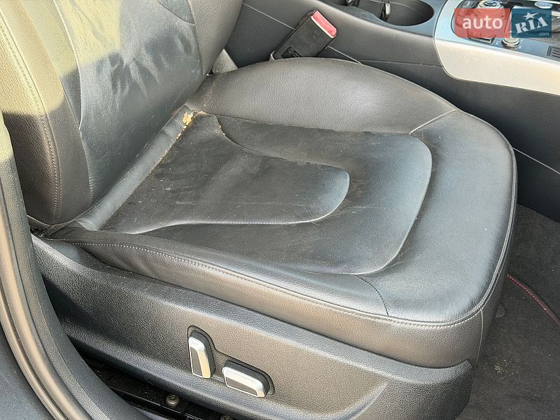 Седан Audi A4 2015 в Львове