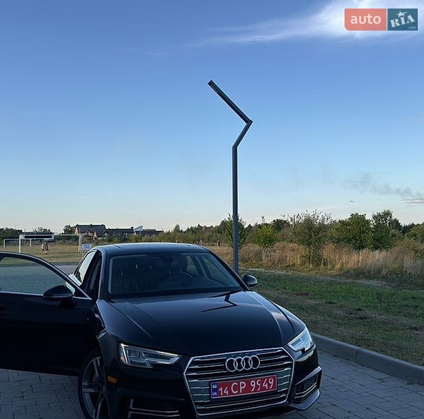Седан Audi A4 2018 в Здолбуніві