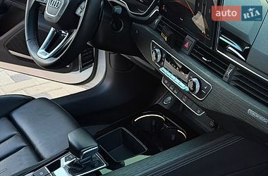 Седан Audi A4 2022 в Коломиї
