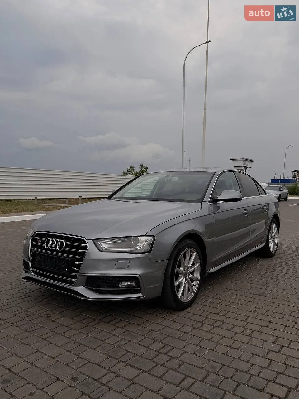2015 Audi A4 - фото 1