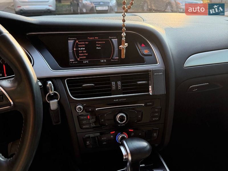 Седан Audi A4 2013 в Полтаве