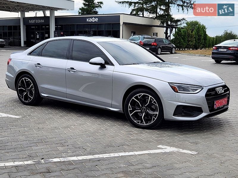 Седан Audi A4 2022 в Вінниці
