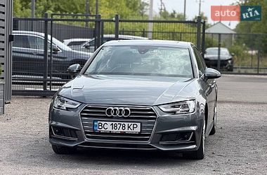 Седан Audi A4 2016 в Львові