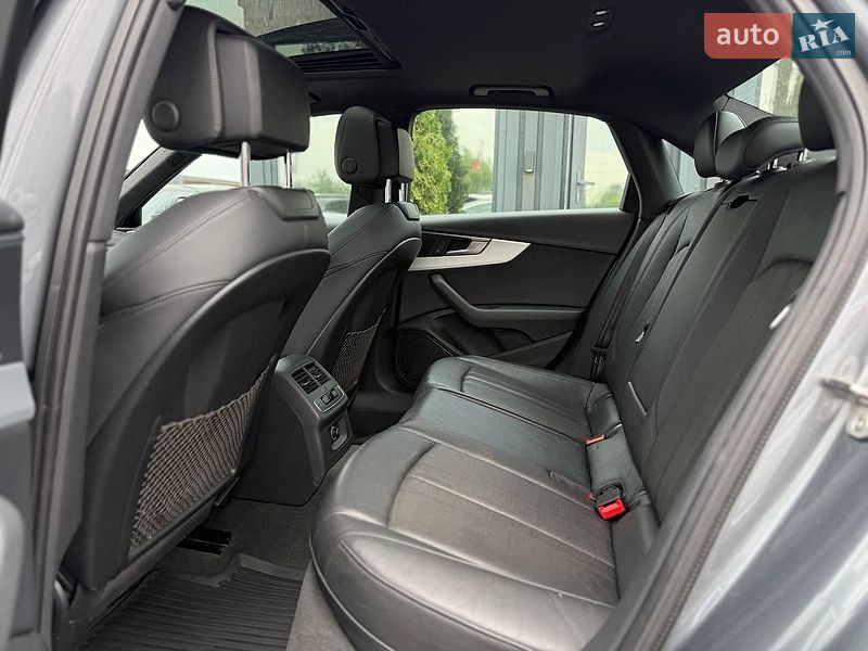 Седан Audi A4 2016 в Львові