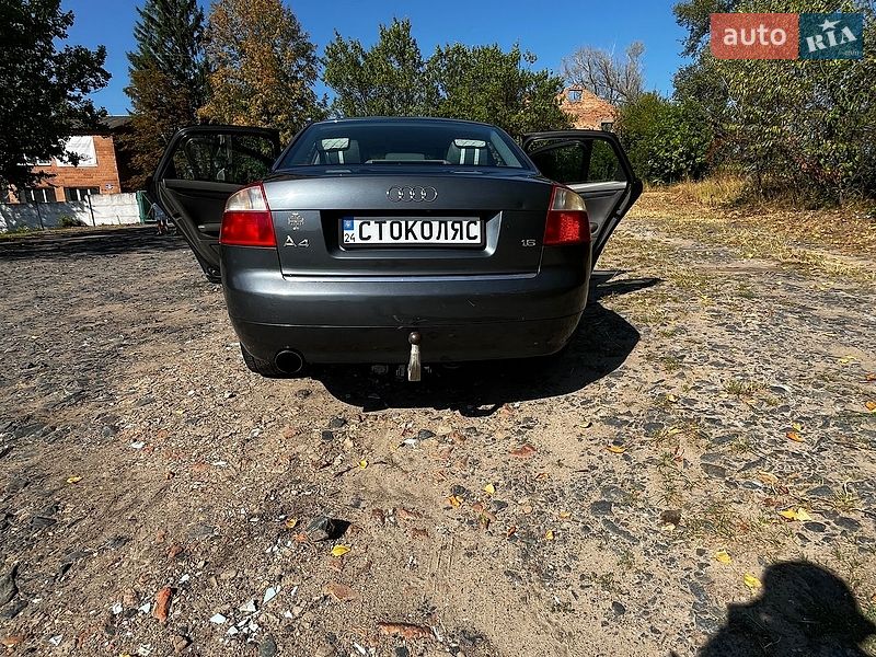 Седан Audi A4 2004 в Звенигородке