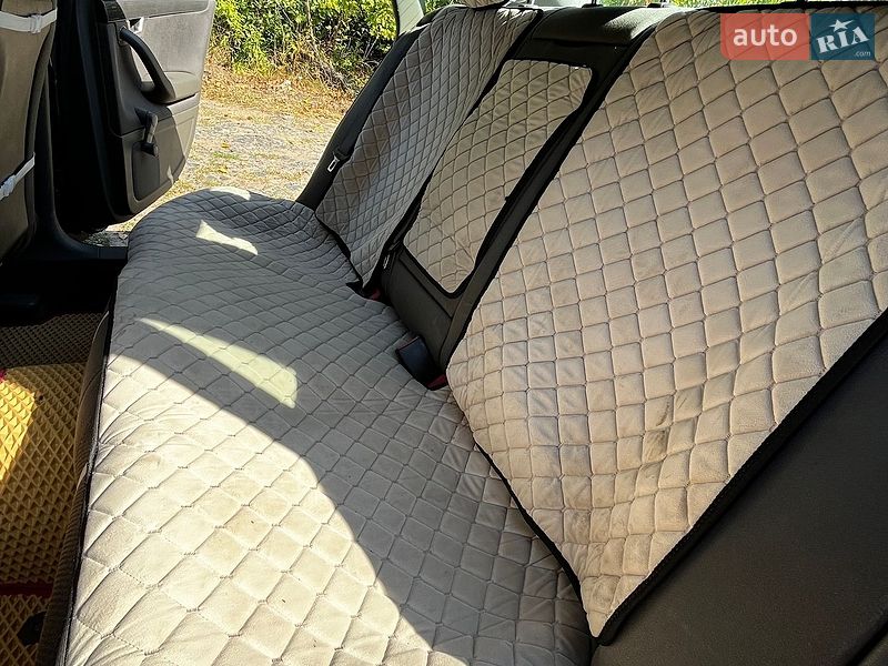 Седан Audi A4 2004 в Звенигородке