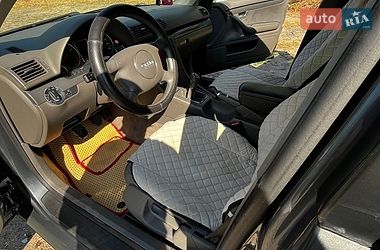 Седан Audi A4 2004 в Звенигородке