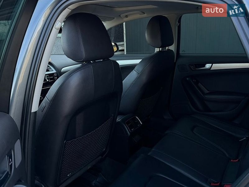 Седан Audi A4 2015 в Самборе