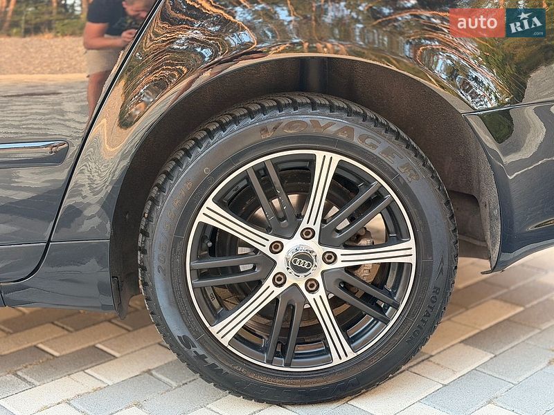 Седан Audi A4 2005 в Львові