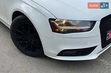 Седан Audi A4 2014 в Тернополі