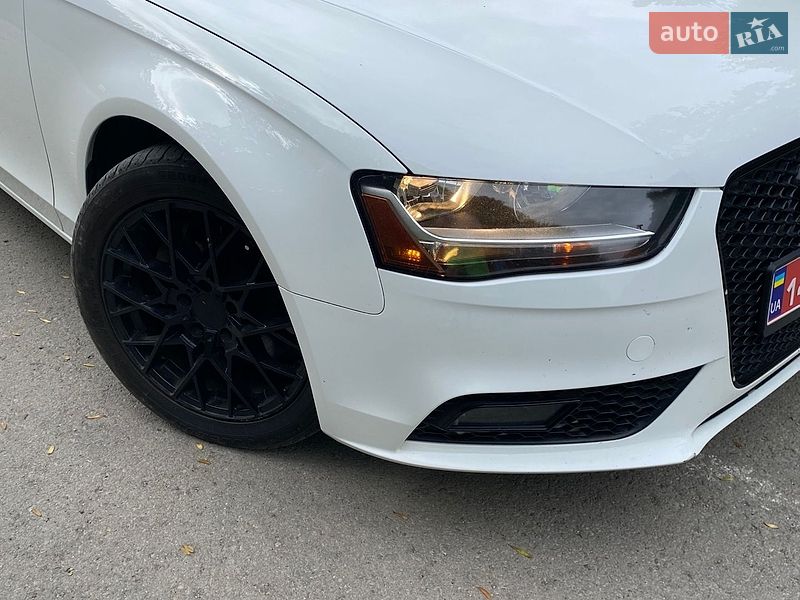 Седан Audi A4 2014 в Тернополі