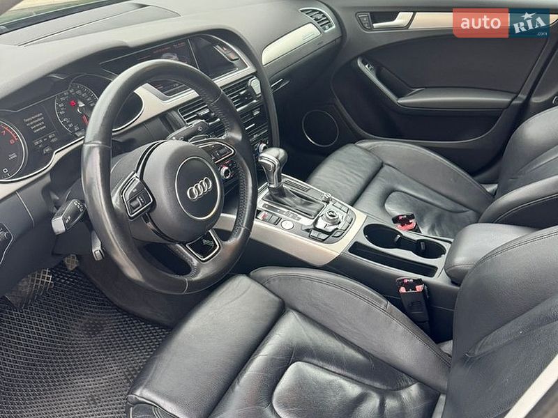 Седан Audi A4 2014 в Стрые