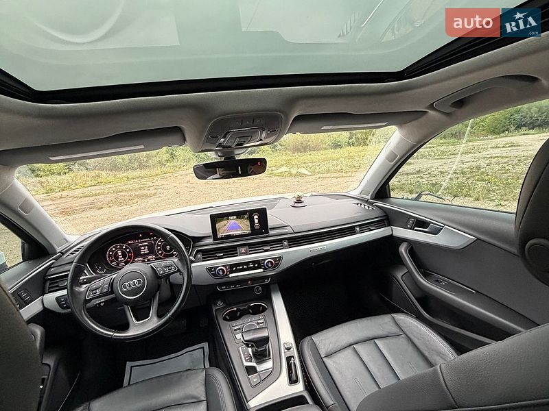 Седан Audi A4 2015 в Львове