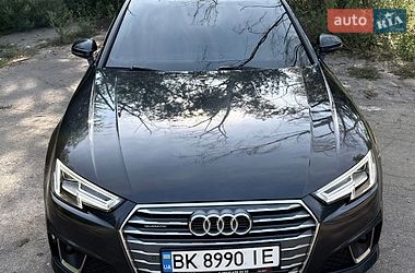 Седан Audi A4 2018 в Кривому Розі
