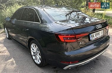 Седан Audi A4 2018 в Кривому Розі