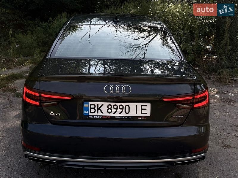 Седан Audi A4 2018 в Кривому Розі