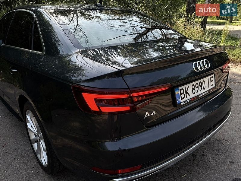 Седан Audi A4 2018 в Кривому Розі