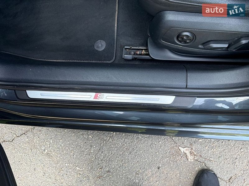 Седан Audi A4 2018 в Кривому Розі