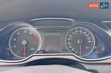 Седан Audi A4 2014 в Львові