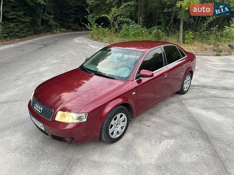 Седан Audi A4 2003 в Львове