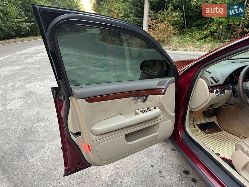 Седан Audi A4 2003 в Львове