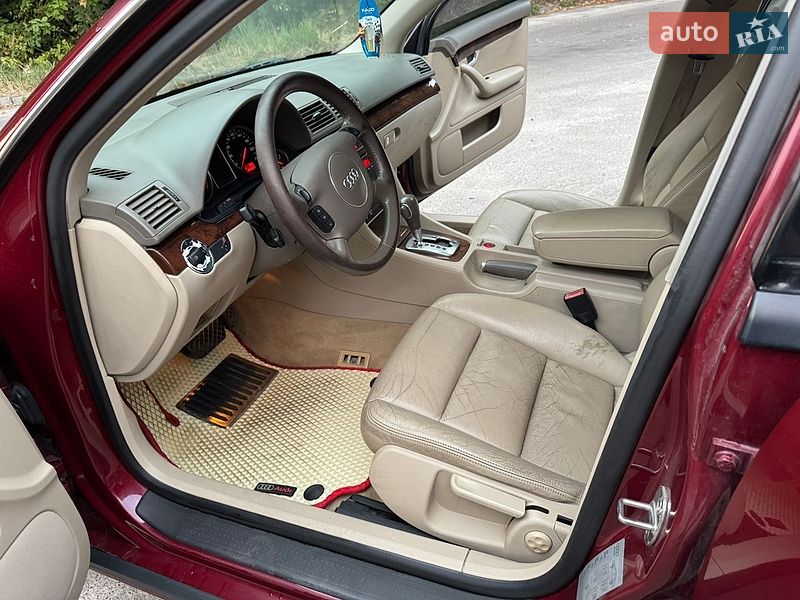Седан Audi A4 2003 в Львове