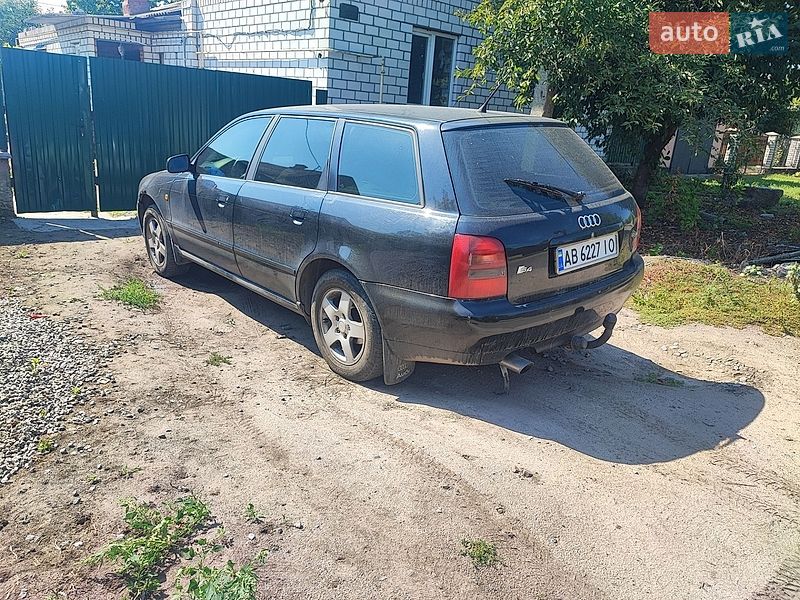 Універсал Audi A4 1998 в Калинівці