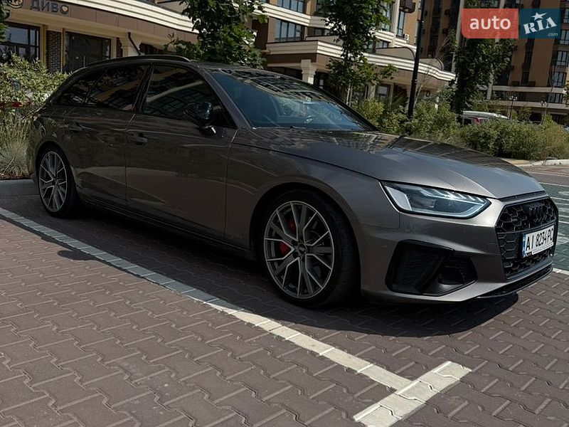 Універсал Audi A4 2019 в Києві
