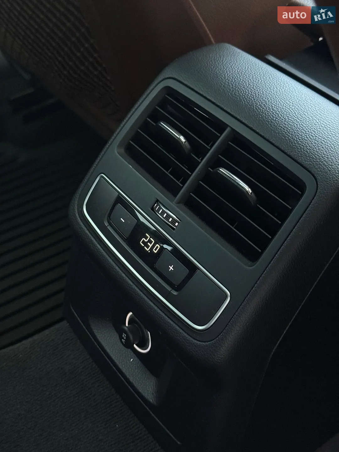 2017 Audi A4 - мініатюра 29