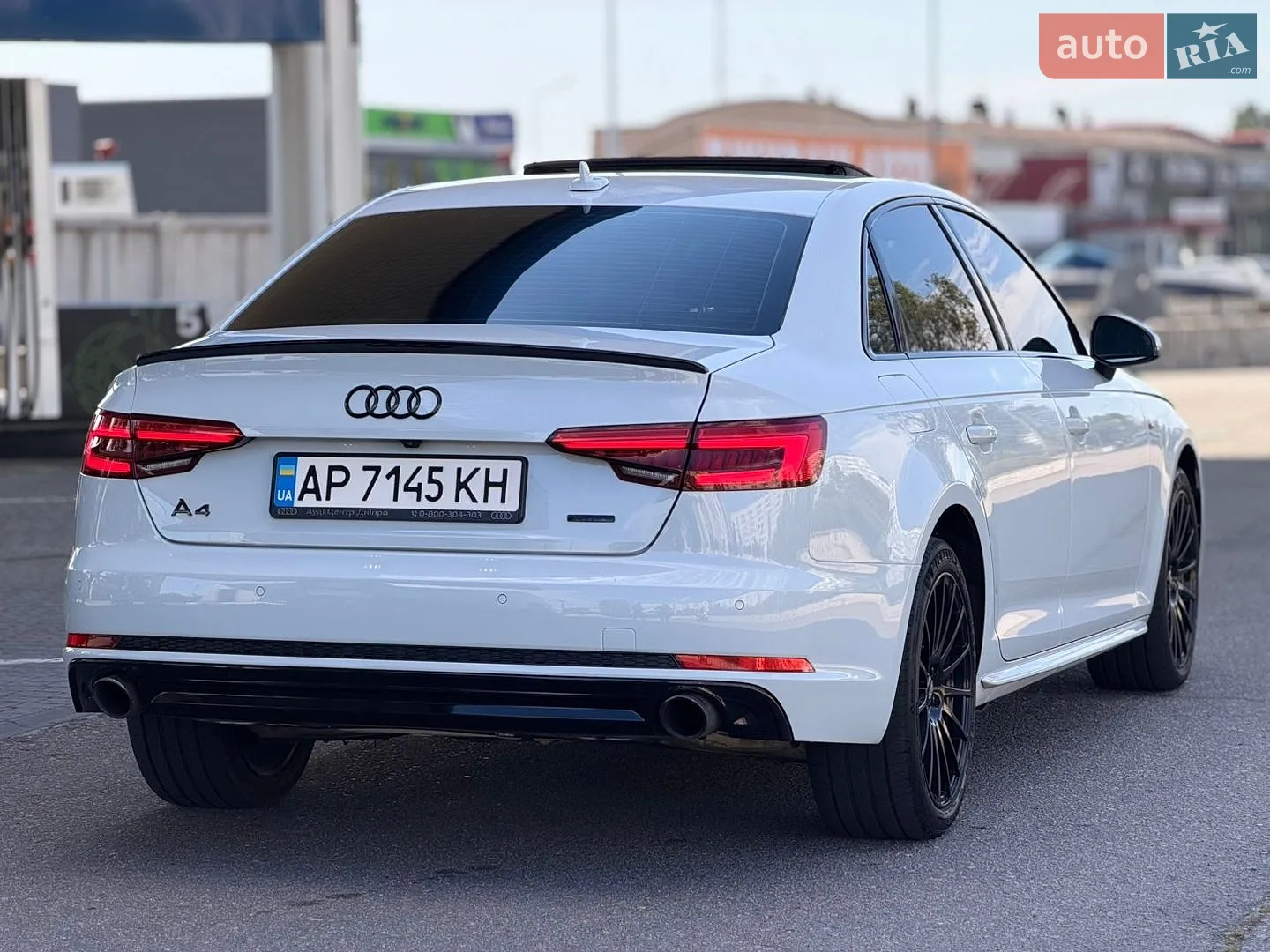 2016 Audi A4 - мініатюра 13