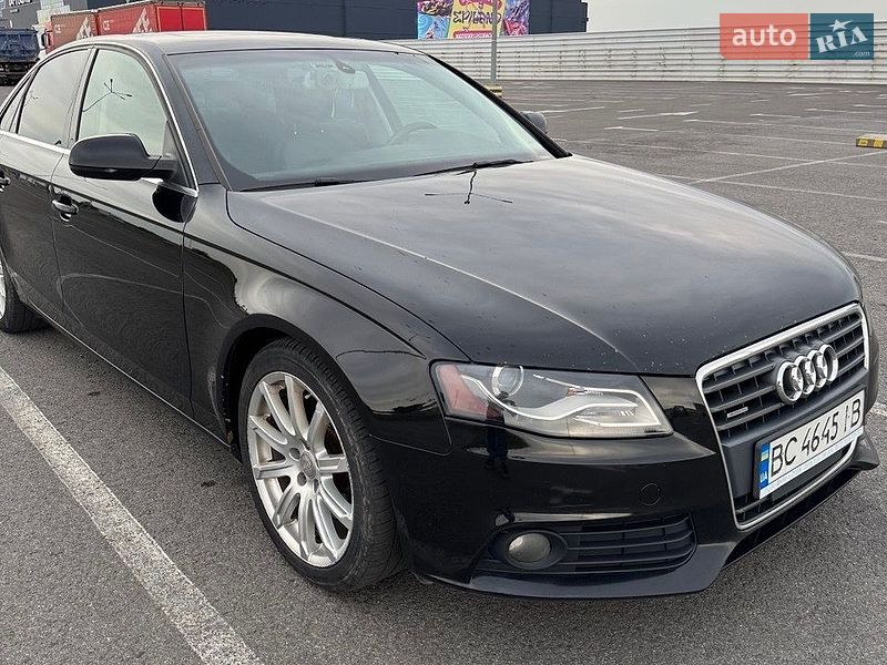 Седан Audi A4 2010 в Львове