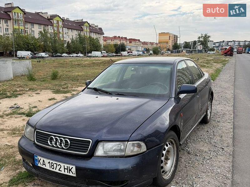 Седан Audi A4 1995 в Софиевской Борщаговке