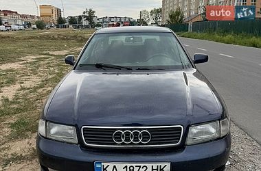 Седан Audi A4 1995 в Софиевской Борщаговке