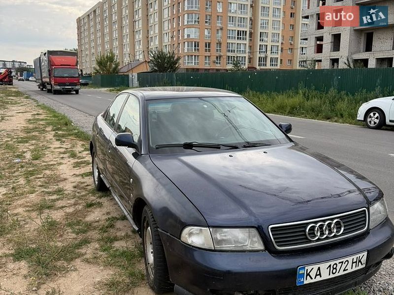 Седан Audi A4 1995 в Софиевской Борщаговке