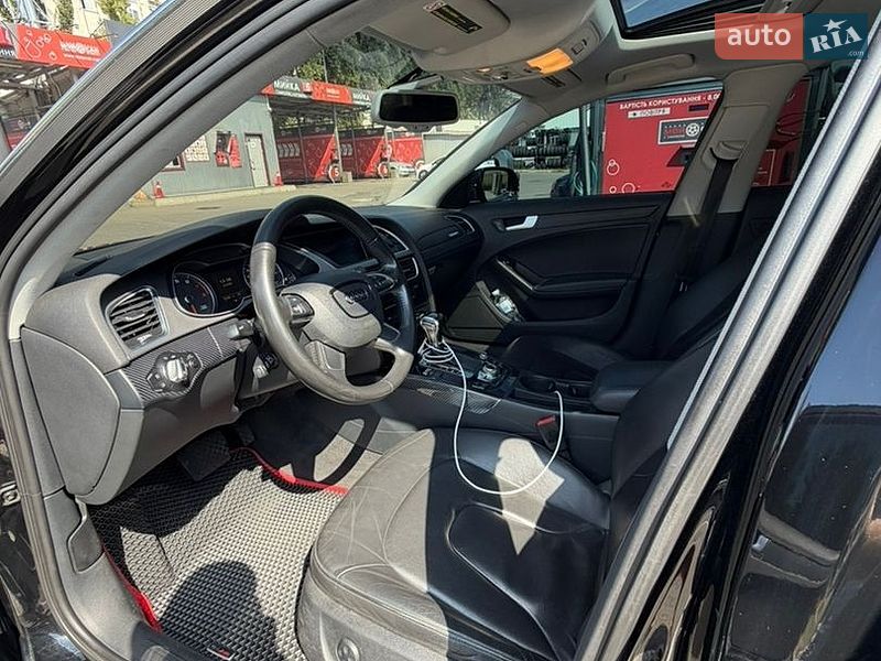 Седан Audi A4 2012 в Києві